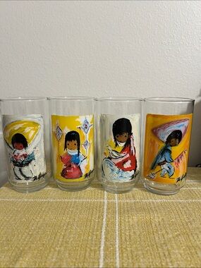 Ted DeGrazia VTG Glassware. Set of 4.